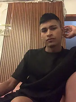 Emiliano Reyes online show from 07.10.26