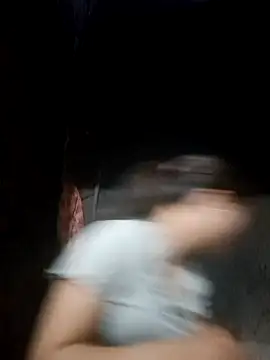 Snapshot of mira-show chatting on 10.25.25 mira-show online show from 10.25.25