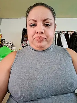 Alondrabb80 online show from 10.19.25