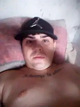 Snapshot of LucassssF chatting on 01.13.26 LucassssF online show from 01.13.26