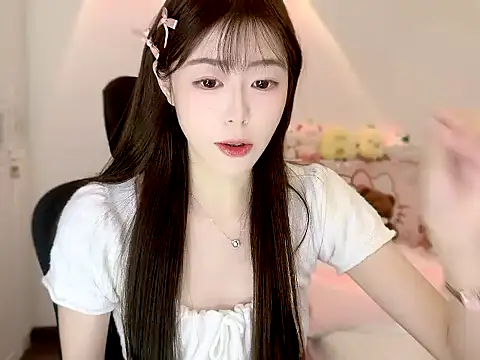 Onecutelittle online show from 10.26.25