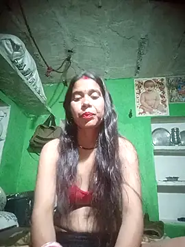 Snapshot of NEXIQRAN chatting on 10.24.25 NEXIQRAN online show from 10.24.25