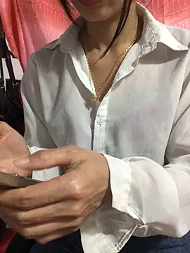 Kylie beem online show from 11.05.25