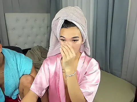 Snapshot of hardcocktwink chatting on 11.23.25 hardcocktwink online show from 11.23.25