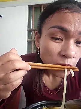 Miube2k online show from 11.05.25