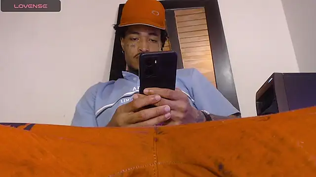 Snapshot of Anaconda_larga chatting on 05.27.26 Anaconda larga online show from 05.27.26