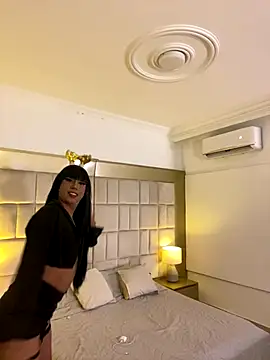 IsabellaDarrell ts online show from 12.20.25