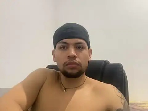 Snapshot of LoganFlame chatting on 10.24.25 LoganFlame online show from 10.24.25