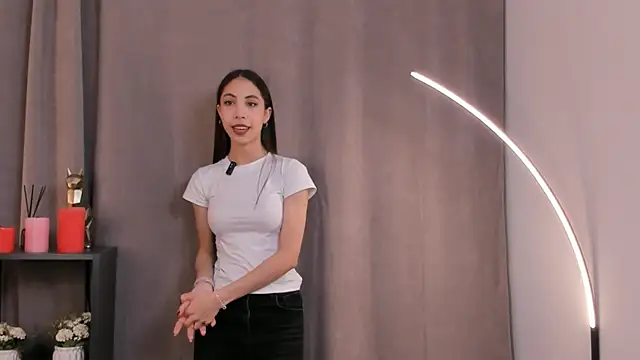 CeliaKolic online show from 10.22.25