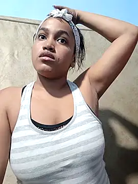 Snapshot of NahomiWalker_ chatting on 11.07.25 NahomiWalker online show from 11.07.25