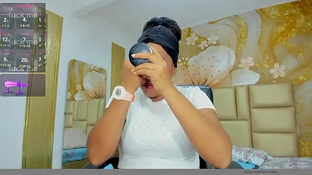 NahomiWalker  online show from 02.20.26