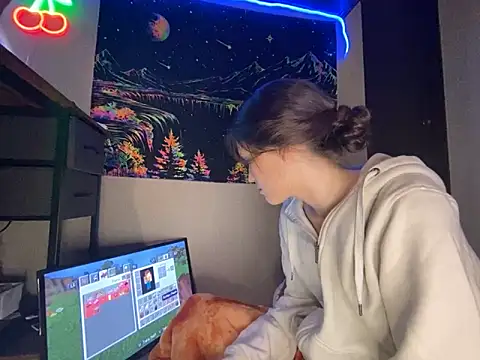 Snapshot of Thedeepwebcutie chatting on 03.08.26 Thedeepwebcutie online show from 03.08.26