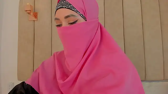 Snapshot of fatiima_ chatting on 05.21.26 fatiima online show from 05.21.26