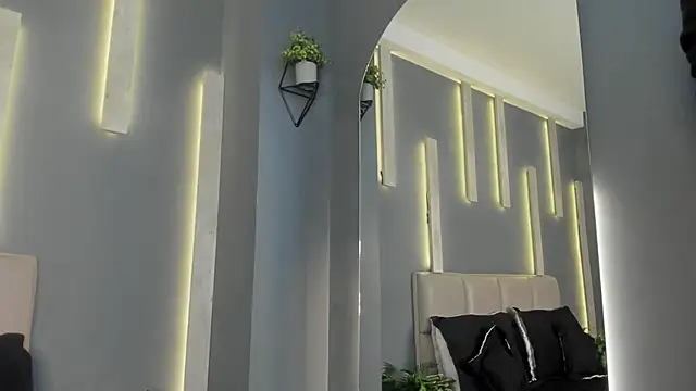 ArohomLester online show from 11.25.25