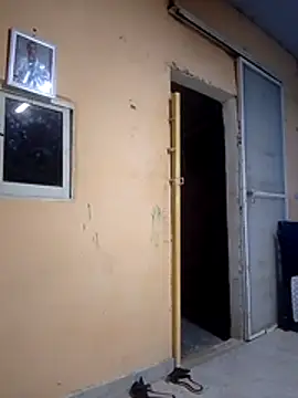 hot-mom72 online show from 10.24.25