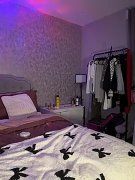 Ellieskyyee1 online show from 01.13.26