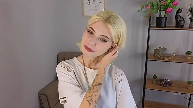 Jasmi Yets online show from 10.30.25