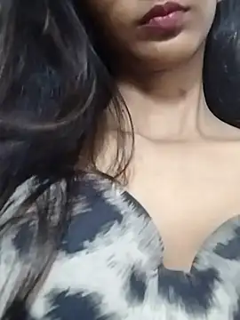 Snapshot of Aaliya_BigBoobs_1 chatting on 11.28.25 Aaliya BigBoobs 1 online show from 11.28.25