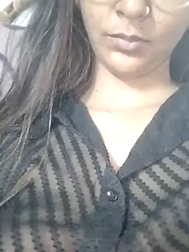 Snapshot of Aaliya_BigBoobs_1 chatting on 02.13.26 Aaliya BigBoobs 1 online show from 02.13.26