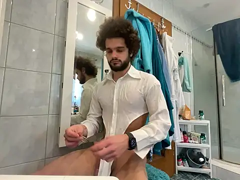 Snapshot of youngboyformommy24 chatting on 03.08.26 youngboyformommy24 online show from 03.08.26