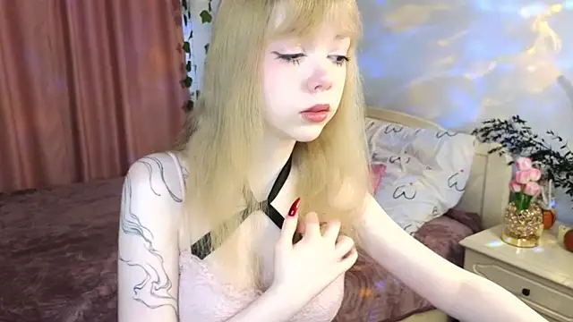 Rochelle Dolly online show from 12.15.25