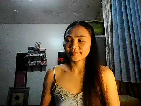 Snapshot of Sexytummy26 chatting on 12.13.25 Sexytummy26 online show from 12.13.25