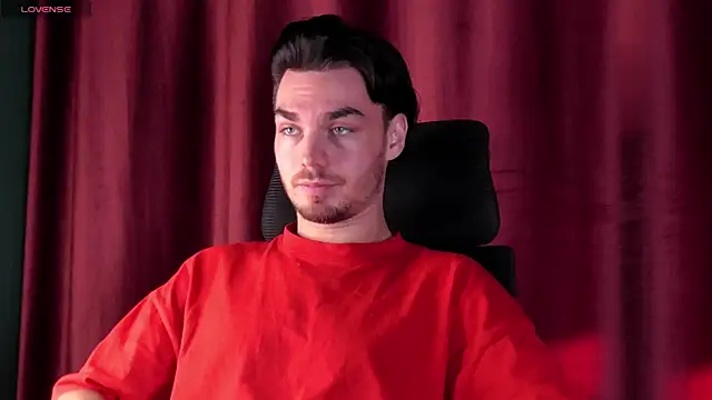 Snapshot of OceannHeart chatting on 10.25.25 OceannHeart online show from 10.25.25