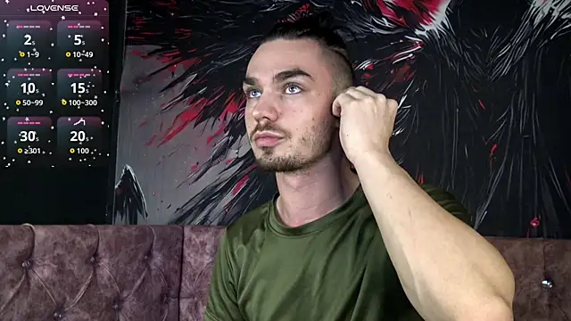 Snapshot of OceannHeart chatting on 12.21.25 OceannHeart online show from 12.21.25