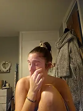 Snapshot of SashaBabyxx chatting on 11.06.25 SashaBabyxx online show from 11.06.25