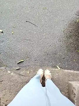 Snapshot of Mina-02 chatting on 03.08.26 Mina-02 online show from 03.08.26