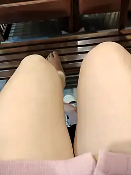 Snapshot of Mina-02 chatting on 03.15.26 Mina-02 online show from 03.15.26