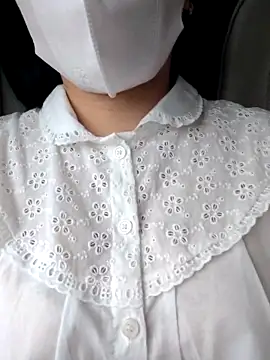 Snapshot of Mina-02 chatting on 03.17.26 Mina-02 online show from 03.17.26