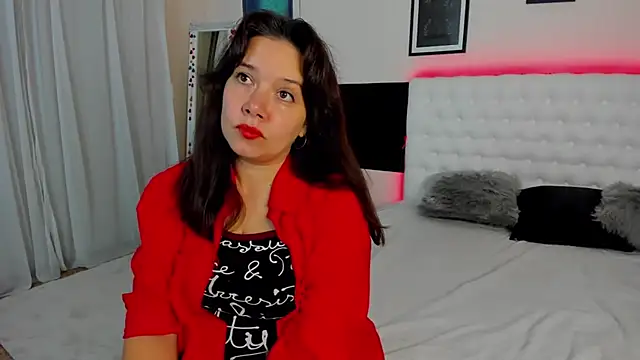 Snapshot of JulietteHarley chatting on 10.21.25 JulietteHarley online show from 10.21.25