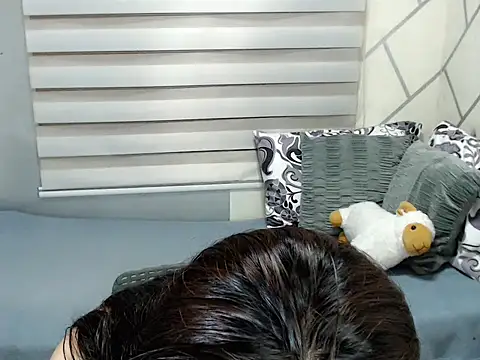 Snapshot of Kwendall chatting on 11.18.25 Kwendall online show from 11.18.25