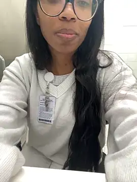 raphaelasoares online show from 11.11.25