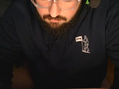 Snapshot of moneyman_11 chatting on 12.04.25 moneyman 11 online show from 12.04.25