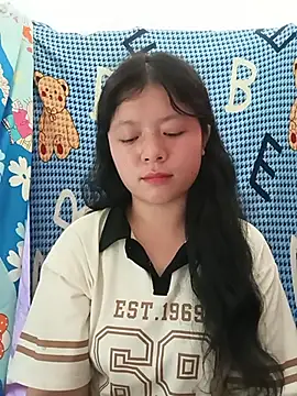 lisa-bae00 online show from 07.04.26