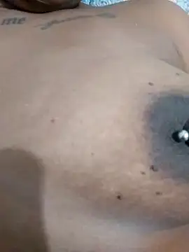 Snapshot of Jennyy31 chatting on 10.23.25 Jennyy31 online show from 10.23.25