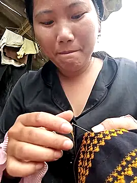 emlylin online show from 10.22.25