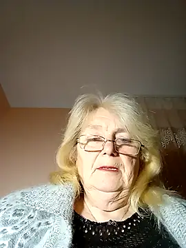 AmyLove353 online show from 11.12.25