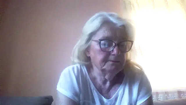 AmyLove353 online show from 05.28.26