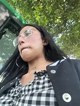 Violeet-Smith online show from 12.15.25