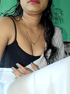 Snapshot of Ankitahot1993 chatting on 02.13.26 Ankitahot1993 online show from 02.13.26