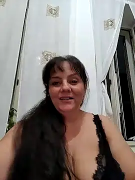 Snapshot of karina_katy chatting on 10.25.25 karina katy online show from 10.25.25