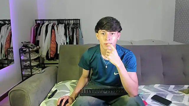 Snapshot of Will_starr chatting on 02.17.26 Will starr online show from 02.17.26