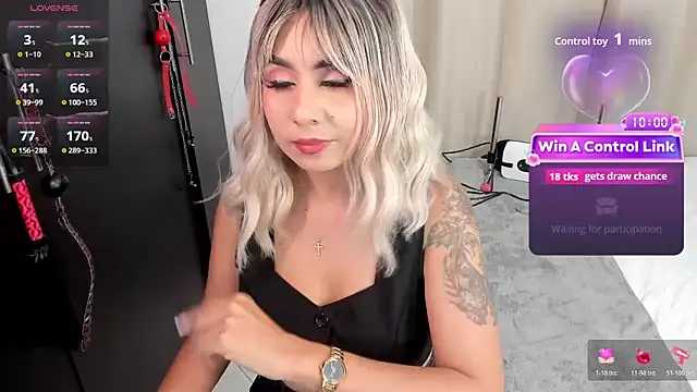Emilyvalk  online show from 05.03.26