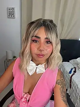 Emilyvalk  online show from 05.29.26