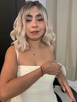 Emilyvalk  online show from 06.20.26