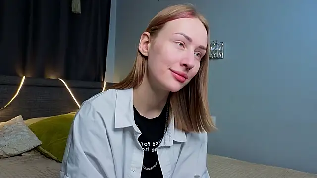 ZolaDickmann online show from 11.05.25