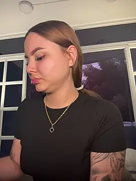 Beella1  online show from 11.29.25